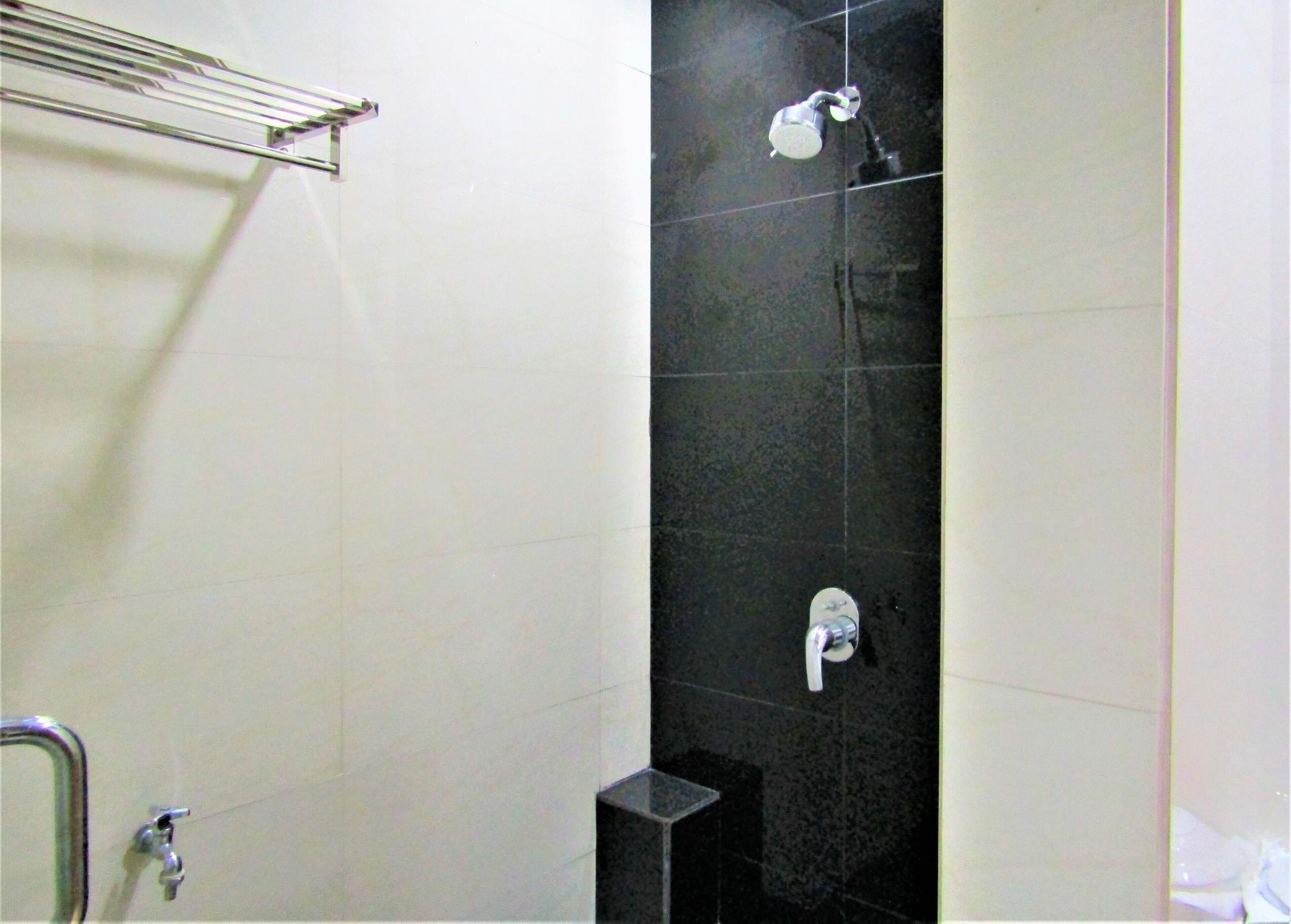 Madina Inn Yogyakarta Exterior foto